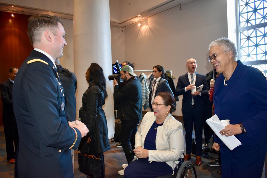 In Chicago, Duckworth Underscores the Importance of Showing Up for Our Nation’s Veterans Year-Round