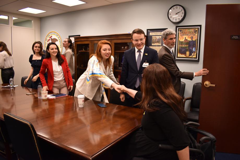 Duckworth Reaffirms Commitment to Ukraine in Meeting with Members of Ukraine’s Parliament