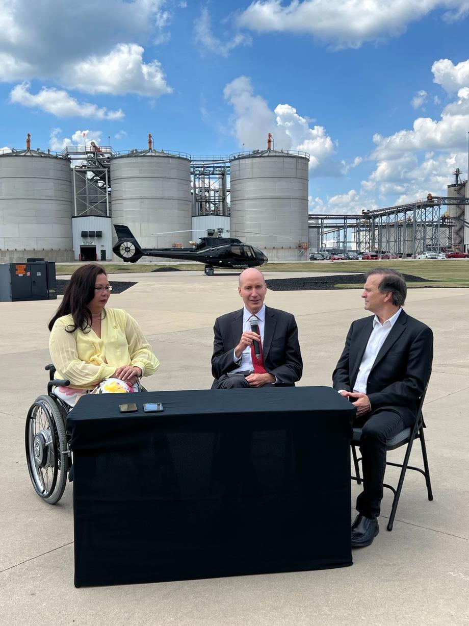 Duckworth, Deputy Energy Secretary Turk Visit Marquis Energy, Emphasize How U.S. Biofuels Can Save Consumers At the Pump